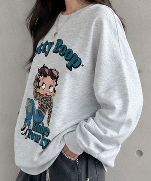 GLAMOROUS JANE（グラマラスジェーン）の「BETTY BOOPプリントオーバーサイズトレーナー（スウェット・レディース・レッド/杢グレー/ブラック・FREE）」の19枚目の写真