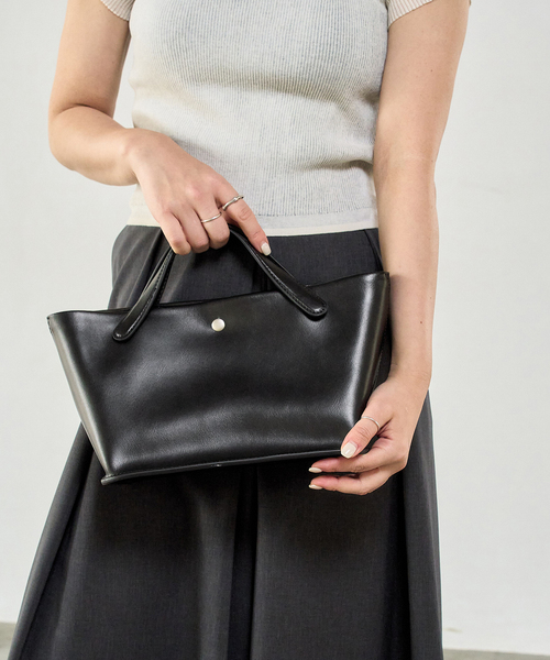 ARTESANOS(アルテサノス)の「ARTESANOS/アルテサノス w/poach HAND BAG(ハンドバッグ・レディース・ブラック・FREE)」の6枚目の写真