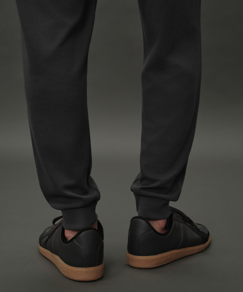 MUSINSA STANDARD（ムシンサスタンダード）の「[リカバリー] ジョガーフィットパンツ [ダークグレー]（スウェットパンツ・メンズ・その他・LARGE/2XL/MEDIUM/X-LARGE）」の2枚目の写真