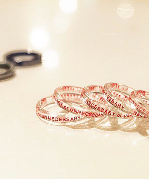 NECESSARY or UNNECESSARY（ネセサリーオアアンネセサリー）の「【NECESSARY or UNNECESSARY】BUTTON RING（リング・メンズ・その他/ブラック/ライトベージュ/ネイビー/ベージュ/ブラウン/グリーン/ホワイト・LARGE/MEDIUM/SMALL/X-SMALL）」の8枚目の写真