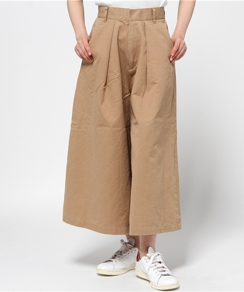 X-girl（エックスガール）の「TUCKED WIDE PANTS（その他パンツ・レディース・ベージュ/インディゴブルー・2/1）」の2枚目の写真