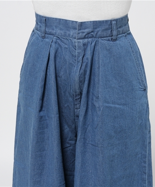 X-girl（エックスガール）の「TUCKED WIDE PANTS（その他パンツ・レディース・ベージュ/インディゴブルー・2/1）」の6枚目の写真