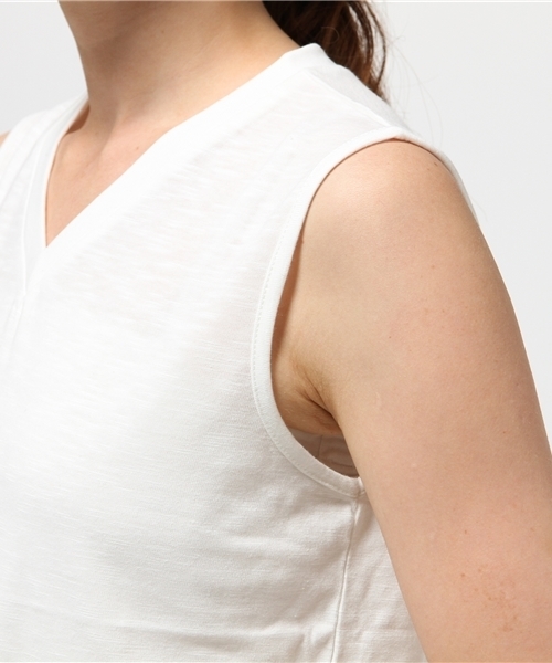 VENCEEXCHANGE（ヴァンスエクスチェンジ）の「オルテガ柄カーデアンサンブル（カーディガン/ボレロ・レディース・ホワイト・MEDIUM）」の12枚目の写真