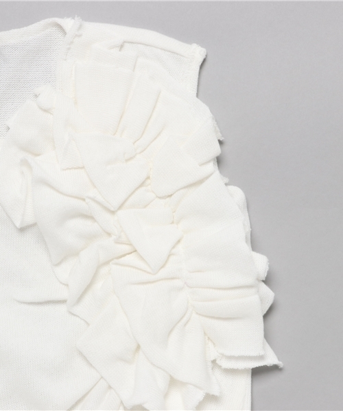 CHUBBYGANG（チャビーギャング）の「フリルデザインノースリーブTシャツ（タンクトップ・キッズ・ブラック/オフホワイト・160/130/140/150/110/120/100）」の5枚目の写真