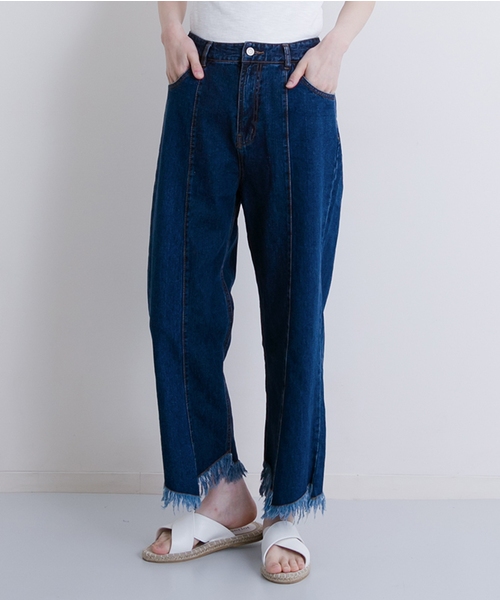 MERLOT（メルロー）の「デニムランダムカットワイドパンツ578-6527（デニムパンツ・レディース・ライトブルー/ブルー/ネイビー・FREE）」の3枚目の写真