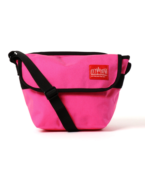 Manhattan Portage(マンハッタンポーテージ)の「Casual Messenger Bag for Kids(メッセンジャーバッグ・キッズ・ブラック/ロイヤルブルー/ローズ・X-SMALL)」の12枚目の写真