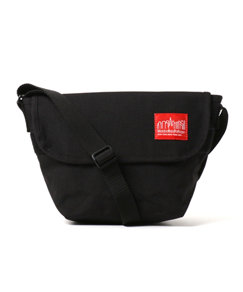 Manhattan Portage(マンハッタンポーテージ)の「Casual Messenger Bag for Kids(メッセンジャーバッグ・キッズ・ブラック/ロイヤルブルー/ローズ・X-SMALL)」の2枚目の写真