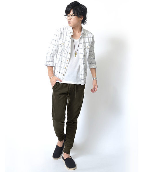 MinoriTY（マイノリティ）の「【MinoriTY】スリム スキニーシルエット ジョガーパンツ メンズ スウェットパンツ（スウェットパンツ・メンズ・ブラック/ネイビー/オフホワイト/杢グレー/ワイン/ストライプ/カーキ/チャコール・L/M/S/XL）」の10枚目の写真