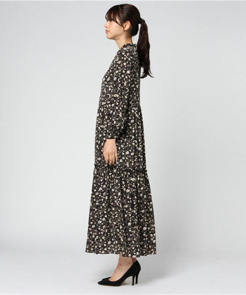 laboratory work(ラボラトリーワーク)の「ヴィンテージ風ティアードフレアーワンピース(ワンピース・レディース・イエロー系その他/ブラック・MEDIUM)」の3枚目の写真