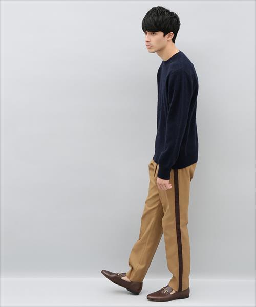 ADAM ET ROPE'(アダムエロペ)の「二重織サージサイドラインパンツ(その他パンツ・メンズ・ブラック/キャメル・L/M)」の3枚目の写真