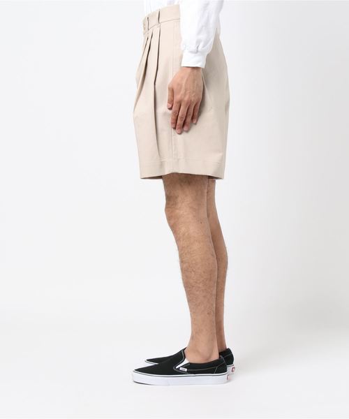 HED MAYNER（ヘドメイナー）の「HED MAYNER ヘド メイナー / BERMUDA（その他パンツ・メンズ・ベージュ・38/40）」の3枚目の写真