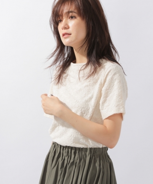 laboratory work(ラボラトリーワーク)の「ジャガードレースモックネックプルオーバー(Tシャツ/カットソー・レディース・アイボリー/オフホワイト/ブラック・MEDIUM)」の3枚目の写真