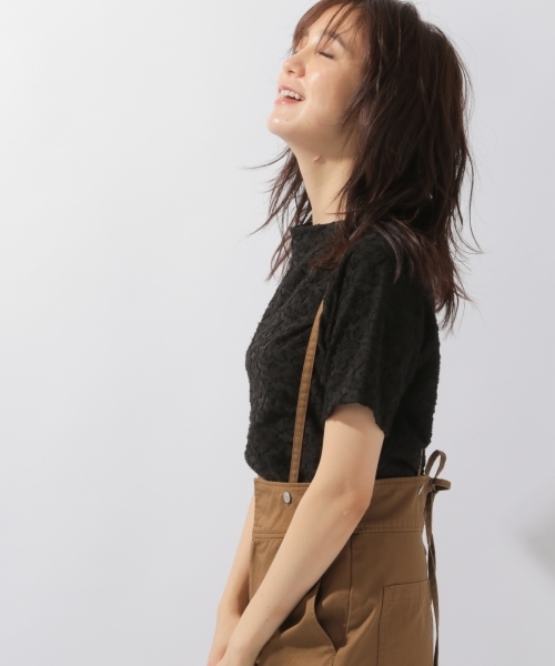 laboratory work(ラボラトリーワーク)の「ジャガードレースモックネックプルオーバー(Tシャツ/カットソー・レディース・アイボリー/オフホワイト/ブラック・MEDIUM)」の1枚目の写真