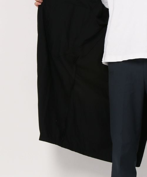JULIUS(ユリウス)の「JULIUS/ユリウス/NYLON SERGE GOWN JACKET(637COM4)(ステンカラーコート・メンズ・ブラック・1/2/3)」の4枚目の写真
