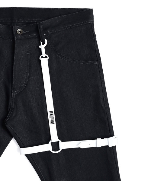 SHAREEF（シャリーフ）の「LEG HARNESS（アンクレット・メンズ・レッド/ホワイト/ブラック/ブルー・FREE）」の12枚目の写真