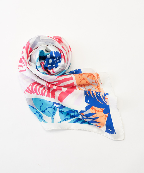 DISCOAT(ディスコート)の「スカーフ58×58(バンダナ/スカーフ・レディース・ベージュ/ネイビー/イエロー/ピンク・FREE)」の1枚目の写真