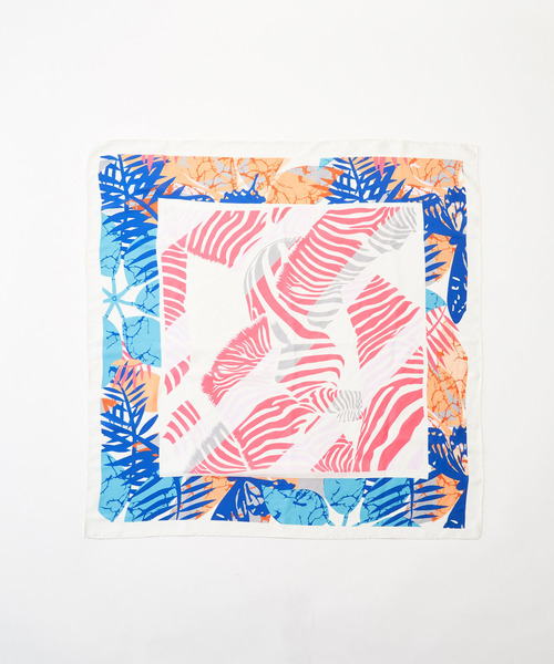 DISCOAT(ディスコート)の「スカーフ58×58(バンダナ/スカーフ・レディース・ベージュ/ネイビー/イエロー/ピンク・FREE)」の7枚目の写真