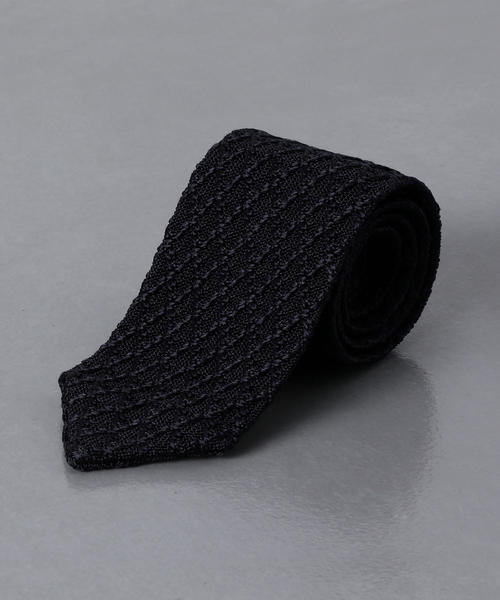 Fiorio（フィオリオ）の「＜FIORIO（フィオリオ）＞ ジャカード ニットタイ（ネクタイ・メンズ・ブラック/グレー/オリーブ/ネイビー・FREE）」の4枚目の写真