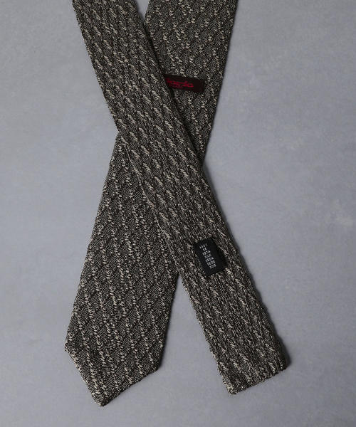 Fiorio（フィオリオ）の「＜FIORIO（フィオリオ）＞ ジャカード ニットタイ（ネクタイ・メンズ・ブラック/グレー/オリーブ/ネイビー・FREE）」の6枚目の写真
