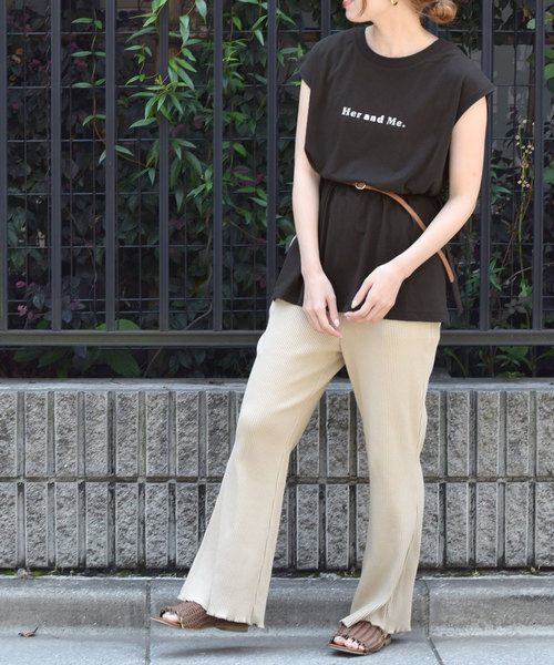 w closet（ダブルクローゼット）の「ロゴプリントノースリTee（Tシャツ/カットソー・レディース・オフホワイト/キャメル/スミクロ・FREE）」の14枚目の写真