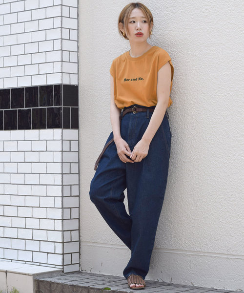 w closet（ダブルクローゼット）の「ロゴプリントノースリTee（Tシャツ/カットソー・レディース・オフホワイト/キャメル/スミクロ・FREE）」の11枚目の写真