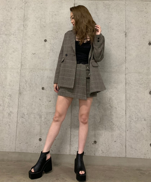 ENVYM（アンビー）の「ダブルブレストチェックＪＫ（テーラードジャケット・レディース・ブラック/ブラウン・FREE）」の5枚目の写真