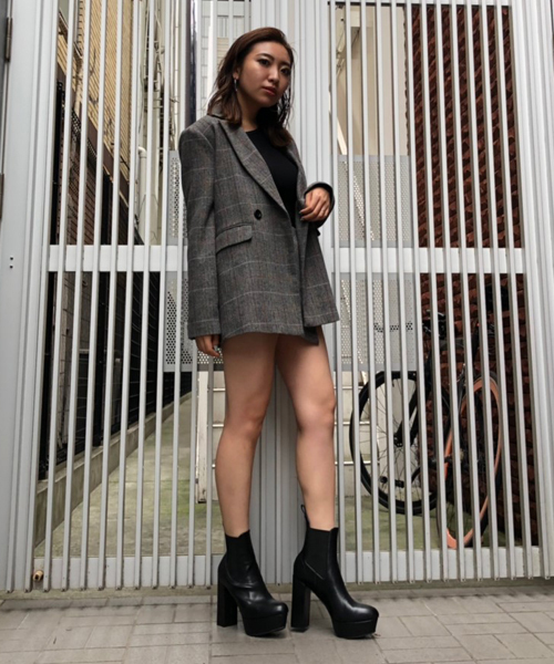 ENVYM（アンビー）の「ダブルブレストチェックＪＫ（テーラードジャケット・レディース・ブラック/ブラウン・FREE）」の4枚目の写真