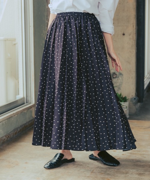 CRAFT STANDARD BOUTIQUE(クラフトスタンダードブティック)の「プリーツロングフレアスカート *◇(スカート・レディース・ドット/サックスブルー/グリーン/その他1/グレイッシュベージュ/ネイビー/ライトグリーン/モカ/パープル・FREE)」の9枚目の写真
