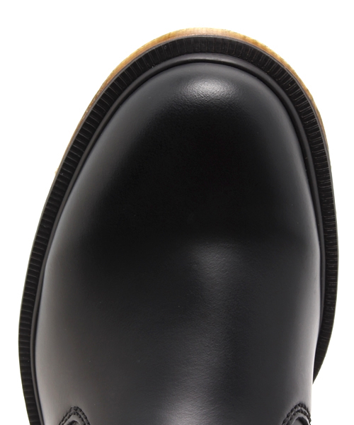 bpr BEAMS Women's(ビーピーアール ビームス)の「Dr.Martens / "Chelsea" スムース サイドゴアブーツ(ブーツ・レディース・ブラック・6/4/5)」の2枚目の写真