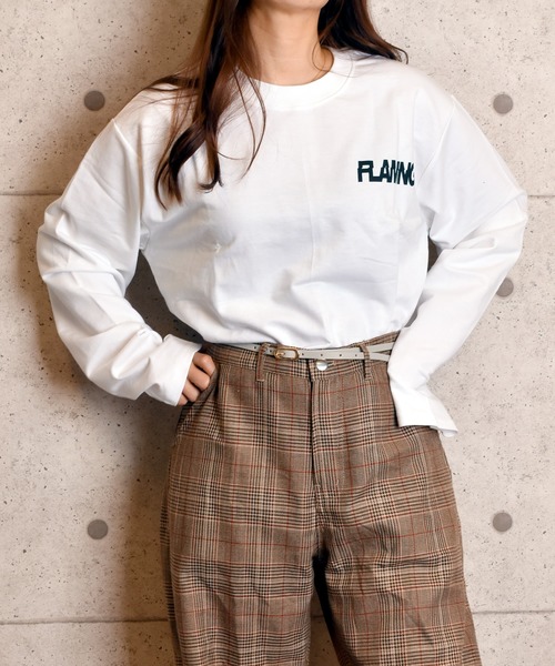 VIBGYOR Women(ヴィブジョー ウィメン)の「VIBGYOR Select/バックプリントビッグシルエットロンTEE(RE)(Tシャツ/カットソー・レディース・ホワイト/ブラック・FREE)」の13枚目の写真