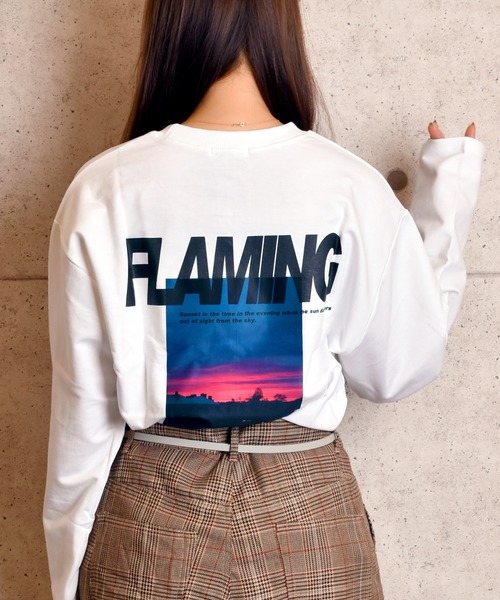 VIBGYOR Women(ヴィブジョー ウィメン)の「VIBGYOR Select/バックプリントビッグシルエットロンTEE(RE)(Tシャツ/カットソー・レディース・ホワイト/ブラック・FREE)」の4枚目の写真