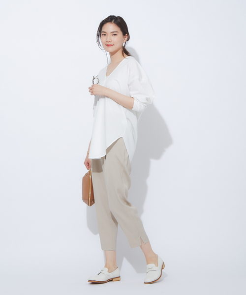 qualite（カリテ）の「【WEB限定】バックサテンスリットパンツ（その他パンツ・レディース・ベージュ/イエロー/ライトブルー/ブラック/ブラウン/グリーン・36/38/40）」の16枚目の写真