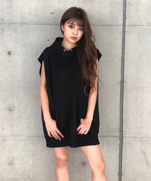 ENVYM（アンビー）の「ポンチＮ／Ｓフーディー（Tシャツ/カットソー・レディース・ホワイト/ブラック・FREE）」の8枚目の写真