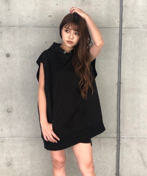 ENVYM（アンビー）の「ポンチＮ／Ｓフーディー（Tシャツ/カットソー・レディース・ホワイト/ブラック・FREE）」の6枚目の写真