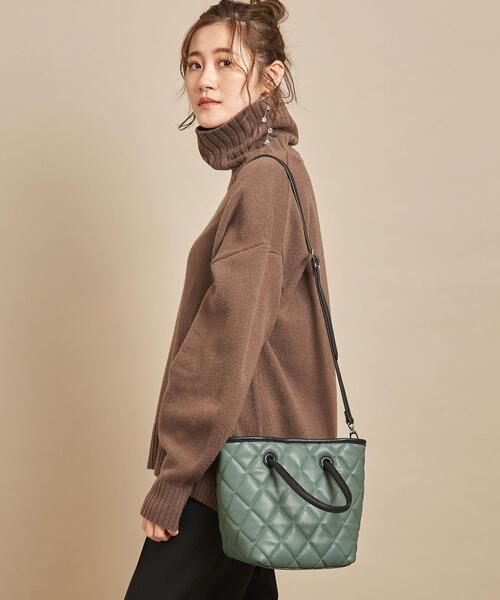 BEAUTY&YOUTH UNITED ARROWS（ビューティーアンドユースユナイテッドアローズ）の「BY∴ キルティングインポーチトートバッグ -3WAY- о（トートバッグ・レディース・ブラック/グレー/モカ・FREE）」の4枚目の写真