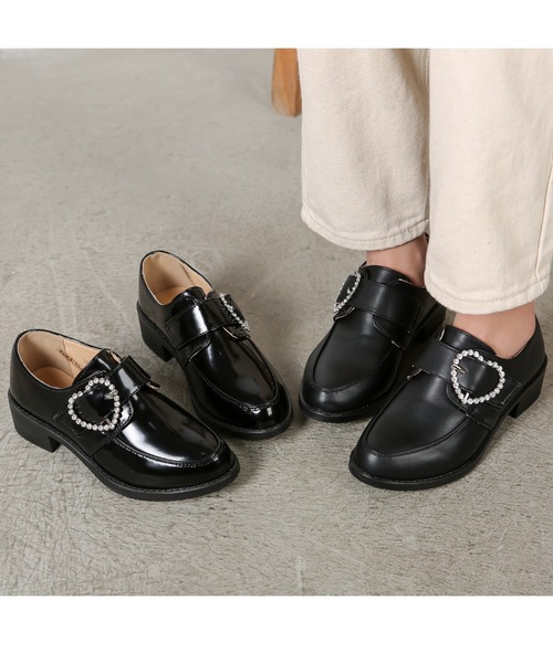 Shoes in Closet(シューズインクローゼット)の「《キッズ》 超軽量 ハートモチーフ ローファー 7663K(ローファー・キッズ・ブラック系その他/ブラック・18.0cm/19.0cm/20.0cm/21.0cm)」の3枚目の写真