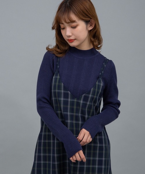 earth music&ecology（アースミュージックアンドエコロジー）の「ハイネック柄入りニットプルオーバー ＊（ニット/セーター・レディース・ブラウン/サックスブルー/ピンク/アイボリー/キャメル/ダークネイビー・S/M）」の4枚目の写真