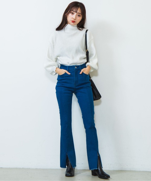 WEGO（ウィゴー）の「WEGO/【ZOZOTOWN&一部店舗限定】ハイネックボリュームセーター（ニット/セーター・レディース・ホワイト/ブラック/ブルー/ブラウン・FREE）」の5枚目の写真