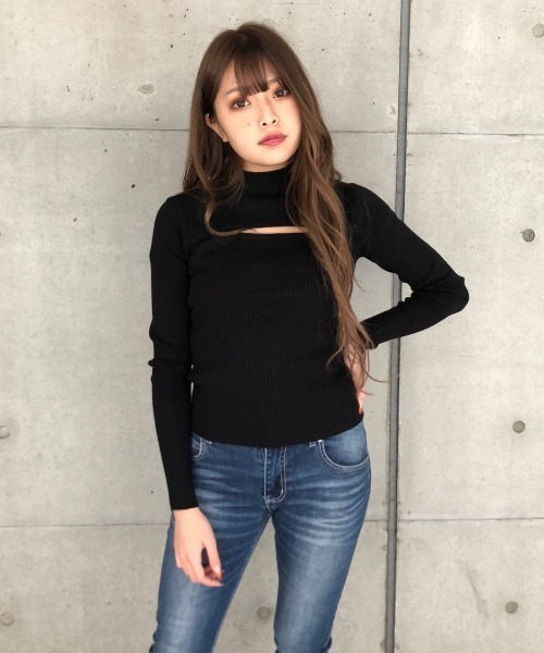 ENVYM(アンビー)の「OPEN FRONT KNIT PO(ニット/セーター・レディース・ホワイト/ブラック・FREE)」の1枚目の写真