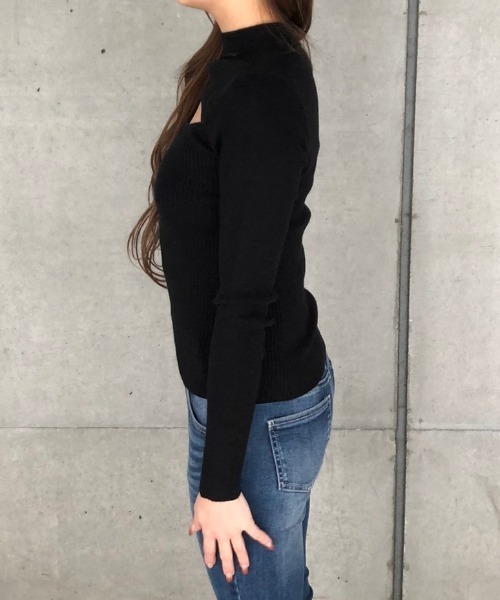 ENVYM(アンビー)の「OPEN FRONT KNIT PO(ニット/セーター・レディース・ホワイト/ブラック・FREE)」の6枚目の写真