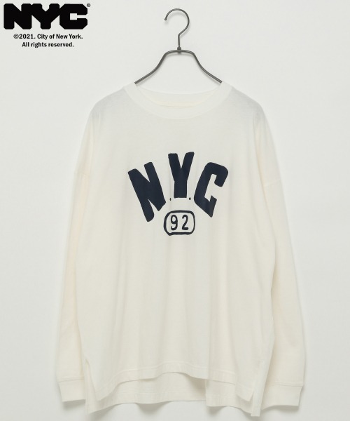 LOWRYS FARM(ローリーズファーム)の「NYCフロントプリントロンT 939600(Tシャツ/カットソー・レディース・ホワイト/オフホワイト/ネイビー・FREE)」の2枚目の写真