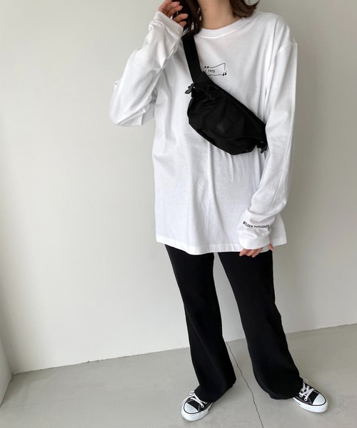 CANAL JEAN（キャナルジーン）の「1975 TOKYO(1975 トーキョー) "STREET PHOTO"ロングTシャツ（Tシャツ/カットソー・レディース・ホワイト/ライム/エメラルド・LARGE/X-LARGE）」の2枚目の写真