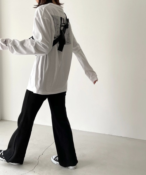 CANAL JEAN（キャナルジーン）の「1975 TOKYO(1975 トーキョー) "STREET PHOTO"ロングTシャツ（Tシャツ/カットソー・レディース・ホワイト/ライム/エメラルド・LARGE/X-LARGE）」の16枚目の写真