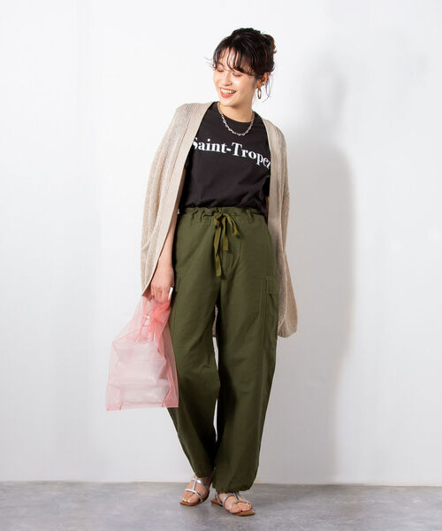 Rie Miller（リエミラー）の「ワイドシルエットカーゴパンツ（カーゴパンツ・レディース・オリーブ/キナリ・2/1）」の11枚目の写真