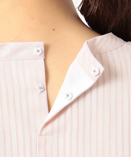 J.PRESS Ladies（J.プレス レディス）の「レイヤードボウタイ ストライプ カットソー（Tシャツ/カットソー・レディース・ベージュ系1/ピンク系1/スモーキーグリーン系1・SMALL）」の14枚目の写真