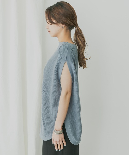 KBF+（ケービーエフプラス）の「KBF+　チュニックニットベスト（ベスト・レディース・ライトブルー/アイボリー/ライトカーキ・ONE）」の14枚目の写真