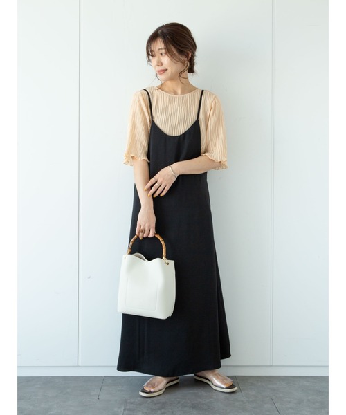 Green Parks(グリーンパークス)の「バックVネックキャミワンピース*(ワンピース・レディース・ブラック/ライトベージュ/パープル・FREE)」の13枚目の写真