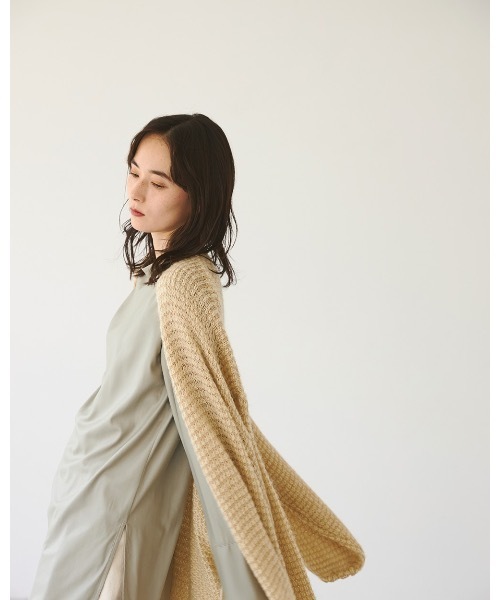 TODAYFUL（トゥデイフル）の「スタンドカラーチュニックブラウス（シャツ/ブラウス・レディース・ブラウン/オリーブ/アイボリー・FREE）」の18枚目の写真