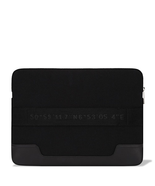 RIMOWA（リモワ）の「フラットポーチ ブラック（ハンドバッグ・レディース・ブラック・ONE SIZE）」の3枚目の写真