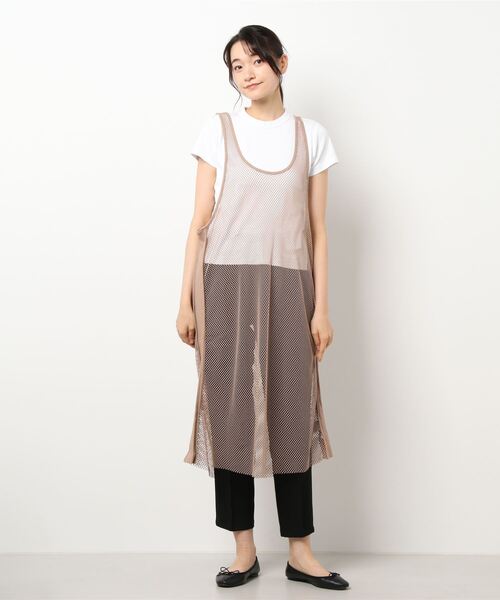 nemne store（ネンネストア）の「切替ライン入りメッシュレイヤードワンピース（ワンピース・レディース・オフホワイト/モカ・フリー）」の11枚目の写真